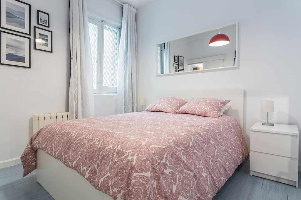 Apartamento Apartamento confortable en Atocha Madrid Exterior foto